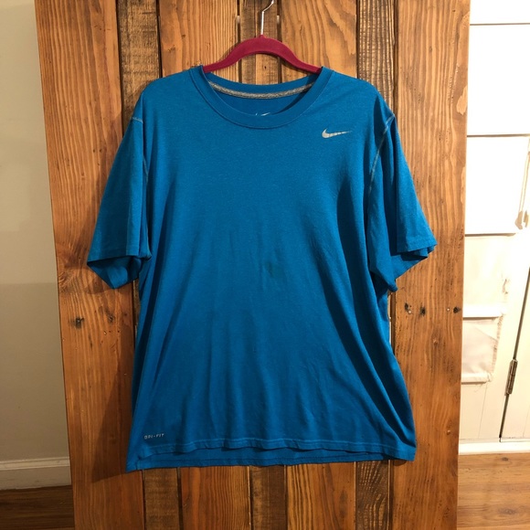 Nike Other - Nike men’s size extra large blue dri-fit t-shirt